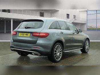 Used Mercedes-Benz GLC 2018 for sale - 77462078: Photo