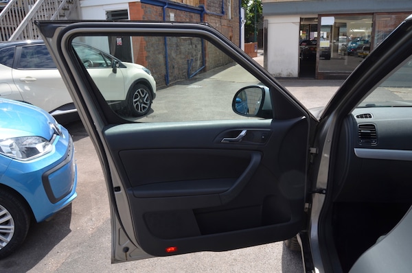 Used Skoda Yeti 2015 for sale - 75261214: Photo 16