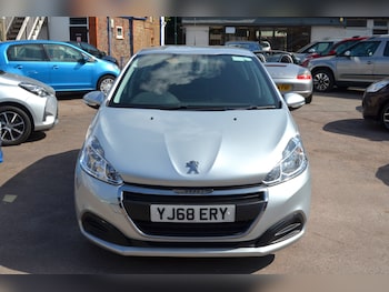 Used Peugeot 208 2018 for sale - 75170215: Photo