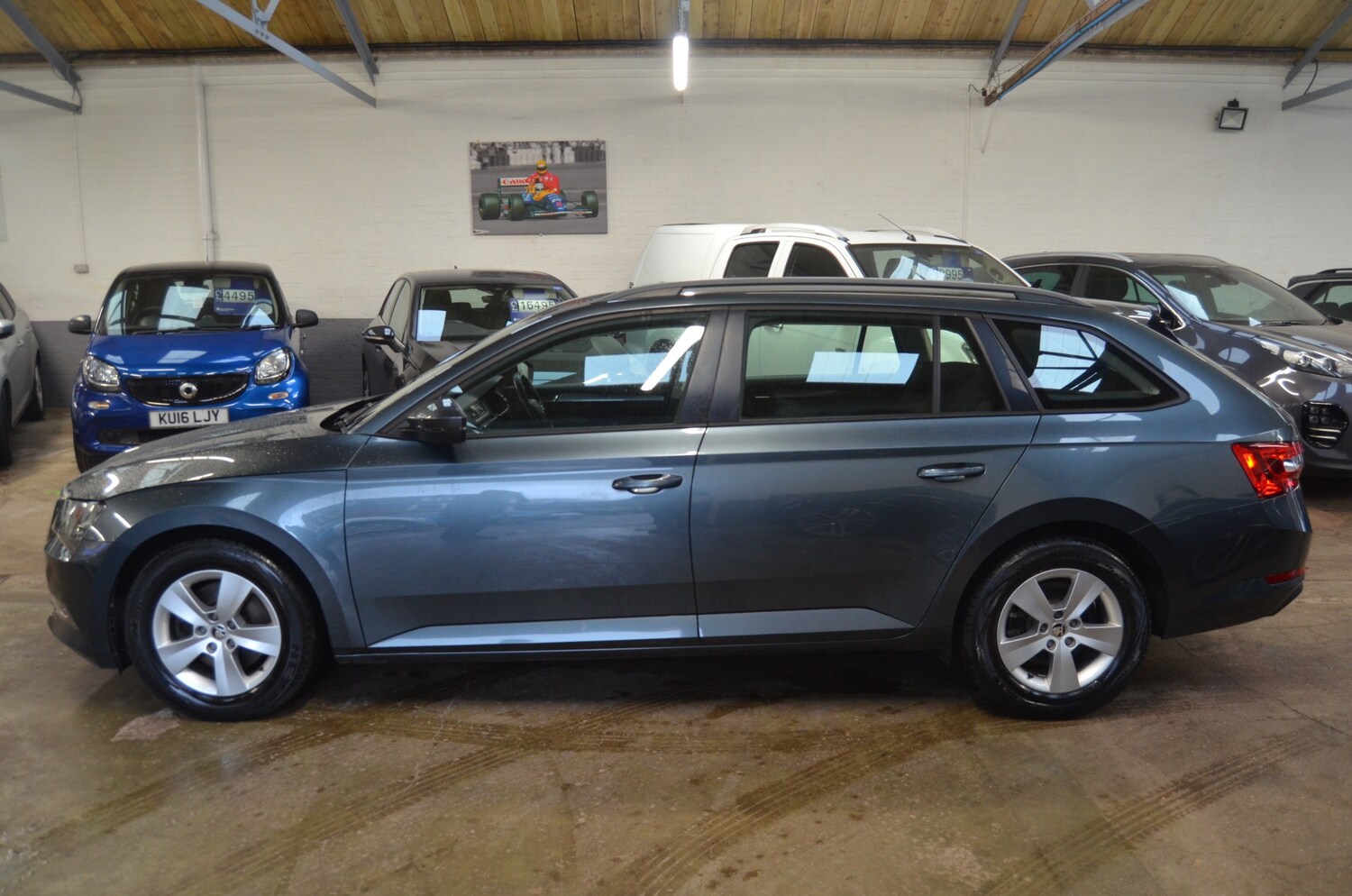 Used Skoda Superb 2019 for sale - 76541764: Photo 4