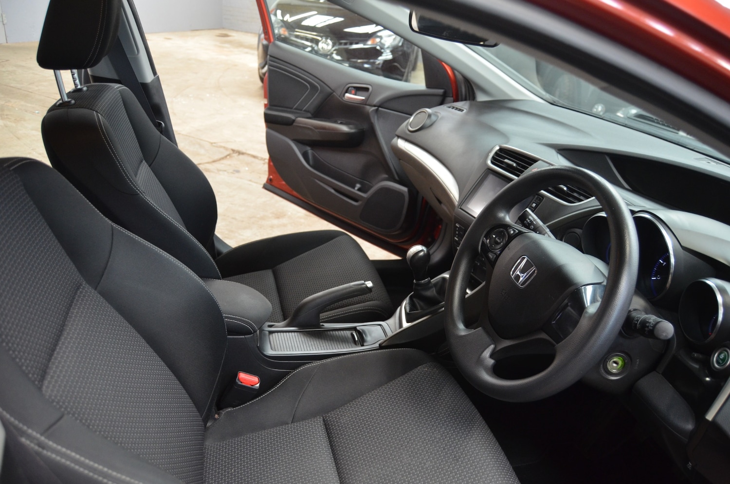 Used Honda Civic 2016 for sale - 77801861: Photo 12