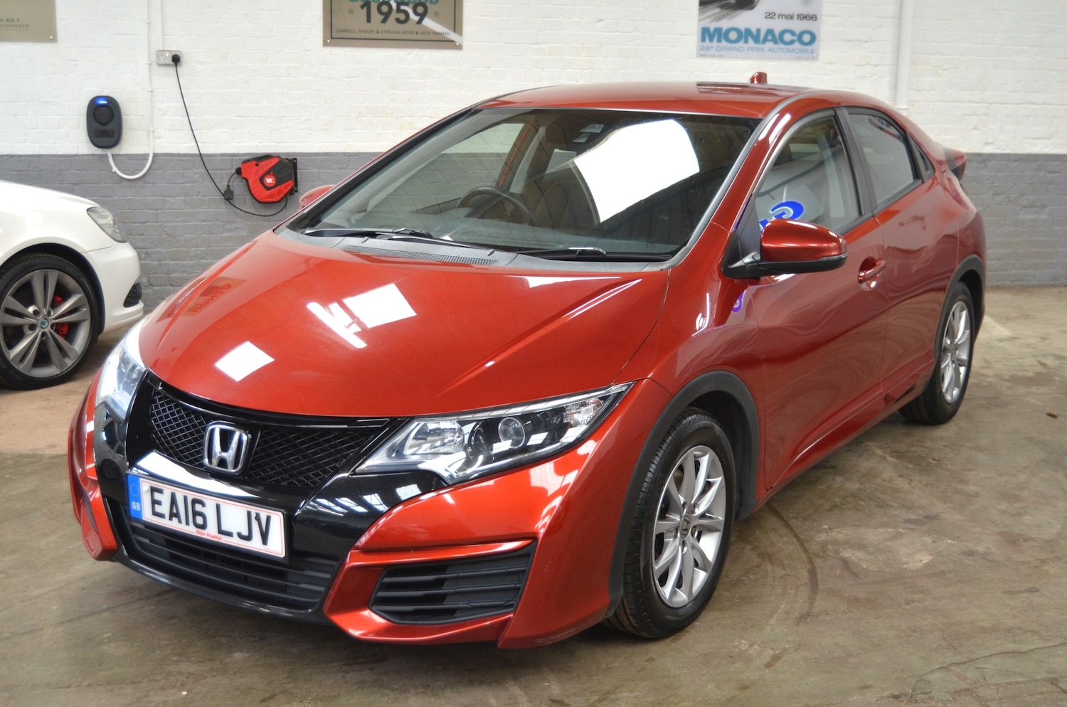 Used Honda Civic 2016 for sale - 77801861: Photo 3