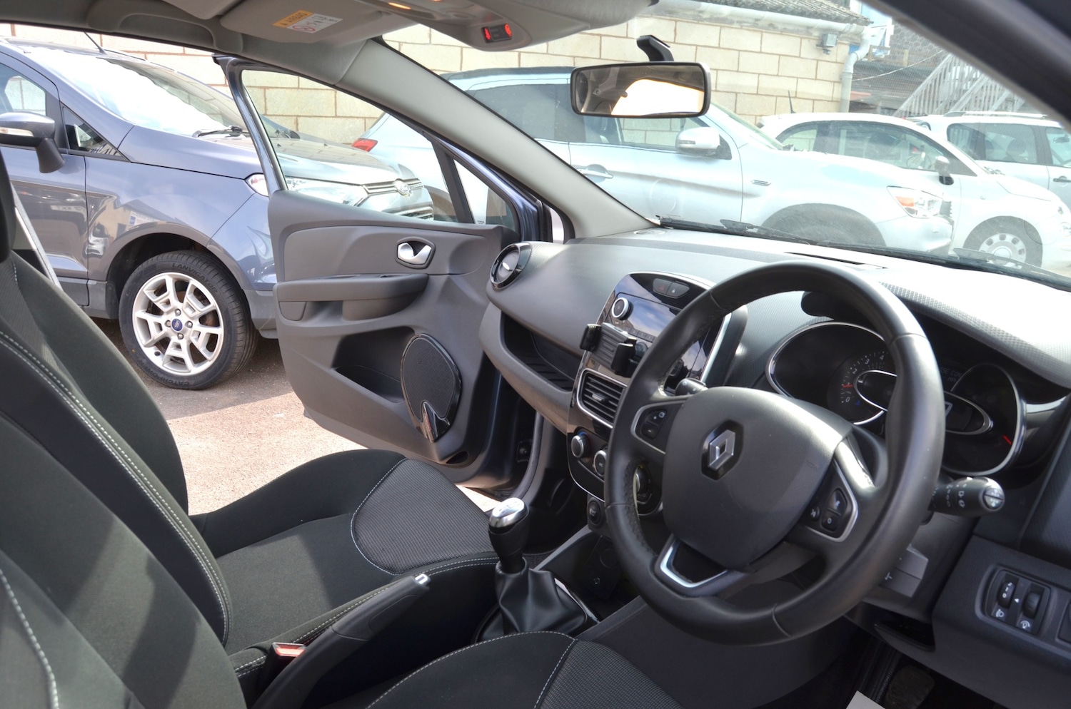 Used Renault Clio 2026 for sale - 78078355: Photo 19