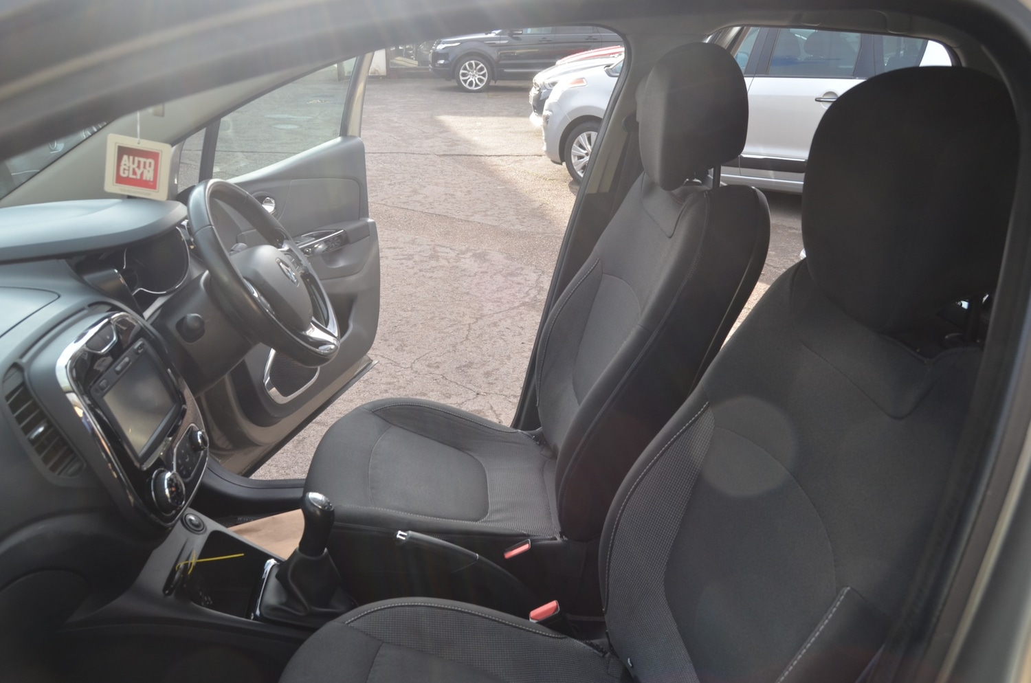 Used Renault Captur 2015 for sale - 75568732: Photo 13