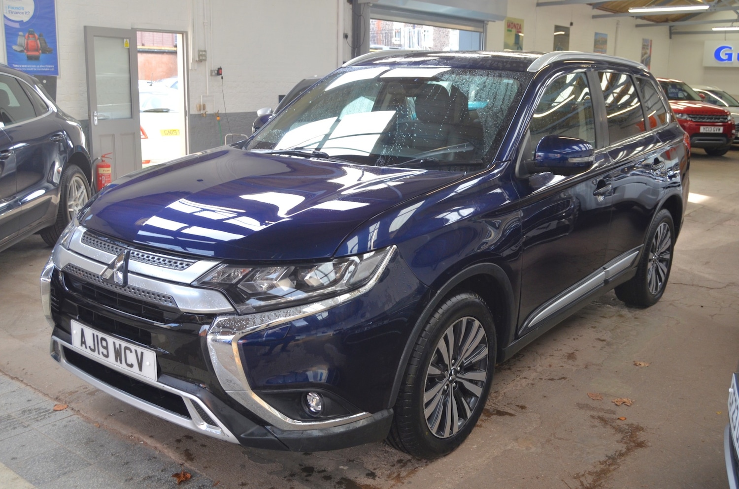 Used Mitsubishi Outlander 2019 for sale - 76265805: Photo 3