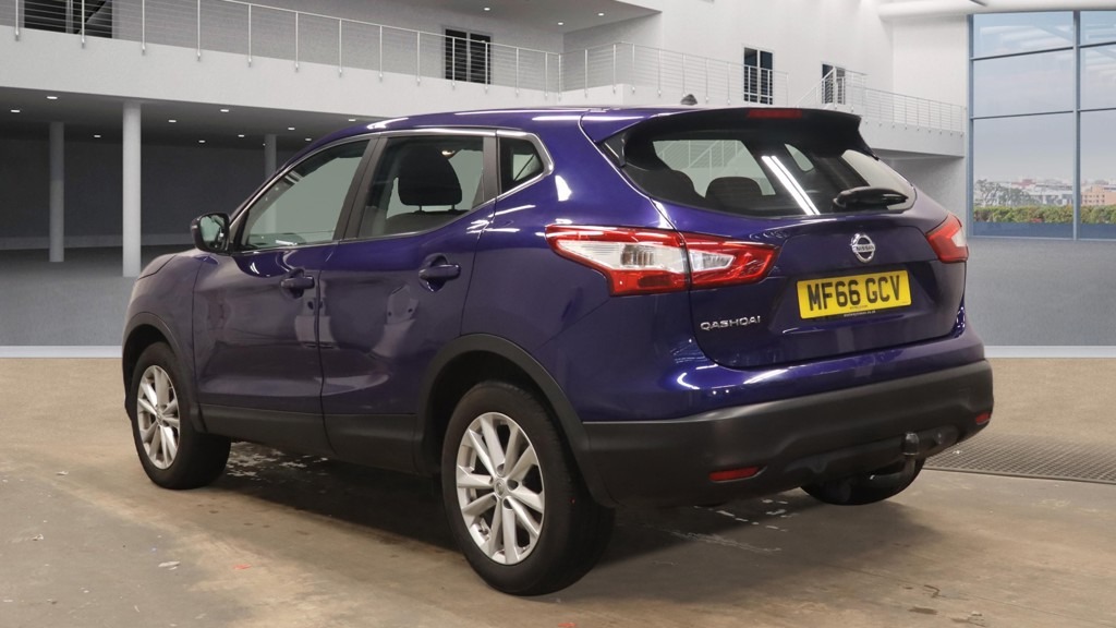 Used Nissan Qashqai 2016 for sale - 77917616: Photo 3