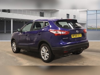 Used Nissan Qashqai 2016 for sale - 77917616: Photo