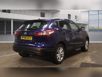 Used Nissan Qashqai 2016 for sale - 77917616: Photo