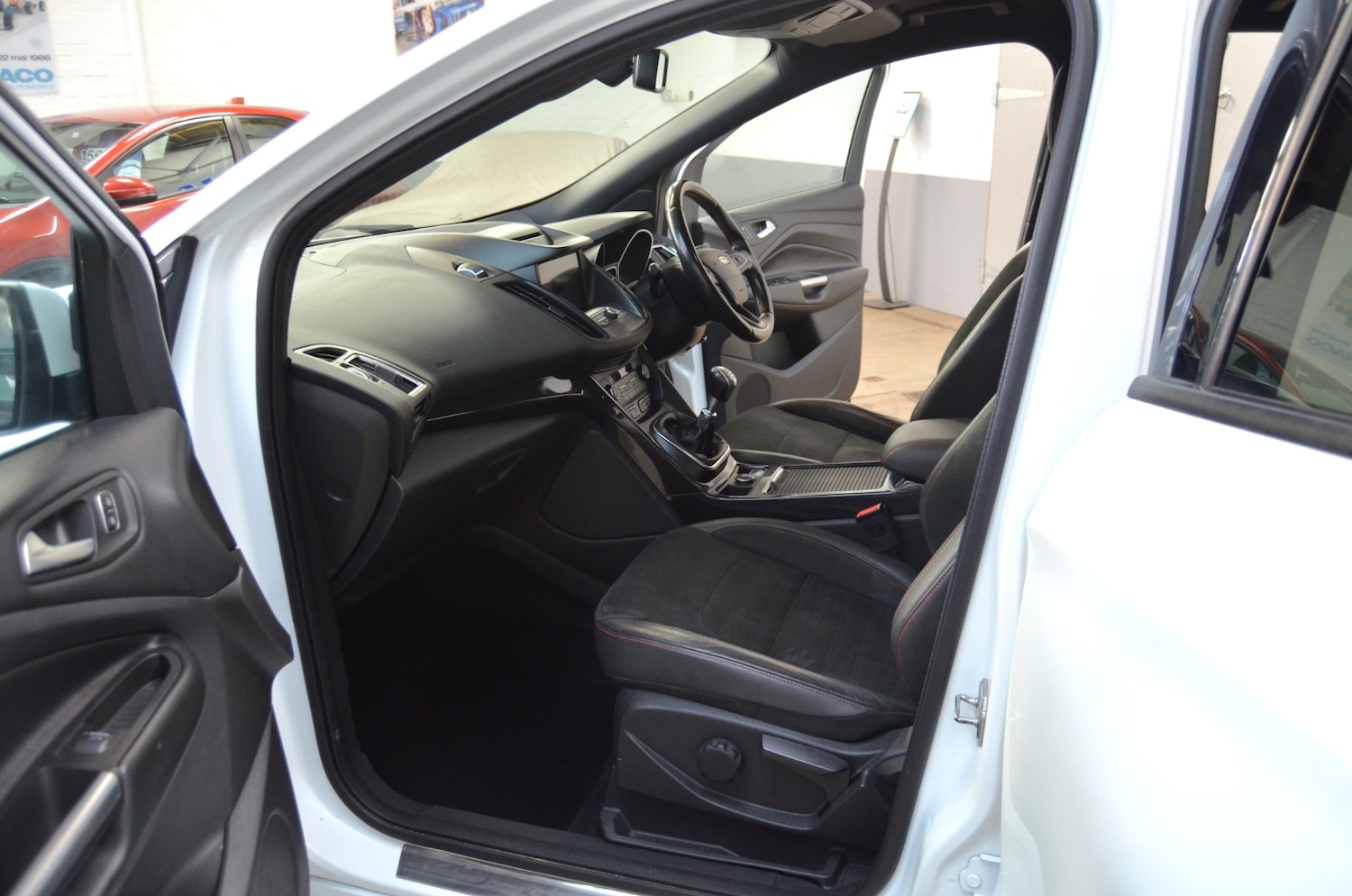 Used Ford Kuga 2017 for sale - 77961755: Photo 24