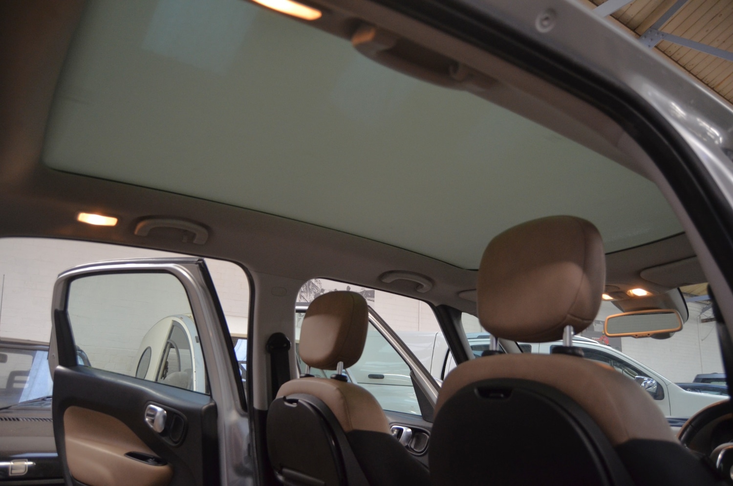 Used Fiat 500L 2013 for sale - 76968380: Photo 10