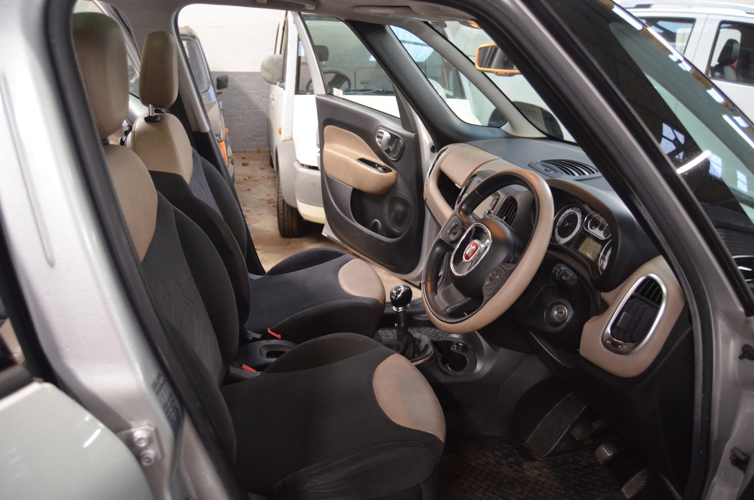 Used Fiat 500L 2013 for sale - 76968380: Photo 12
