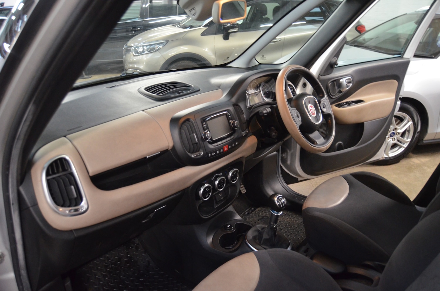Used Fiat 500L 2013 for sale - 76968380: Photo 17