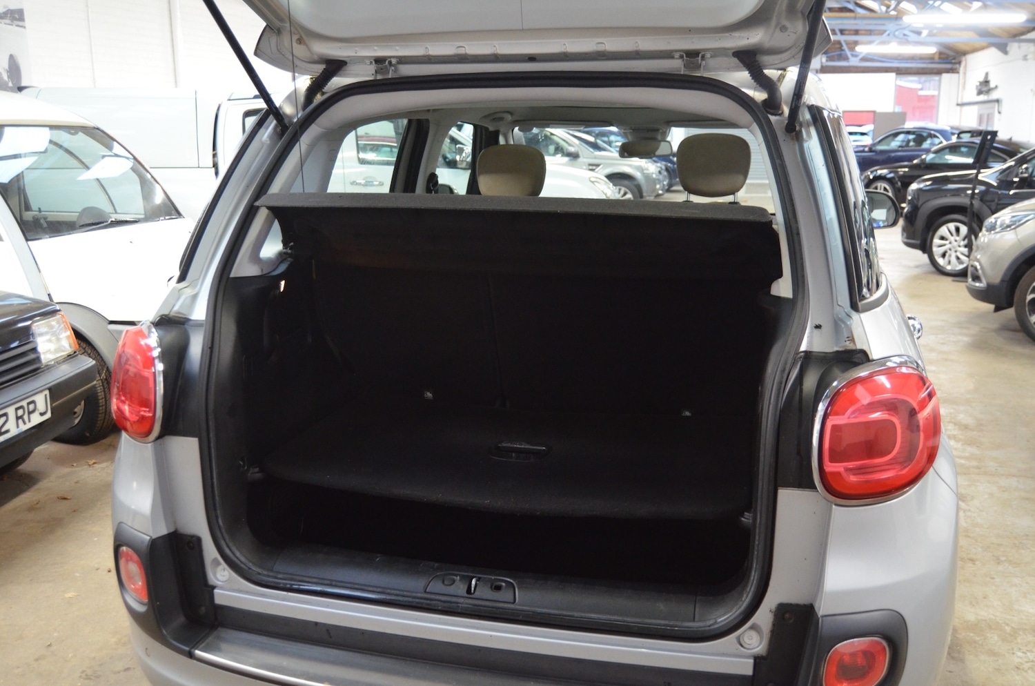 Used Fiat 500L 2013 for sale - 76968380: Photo 6