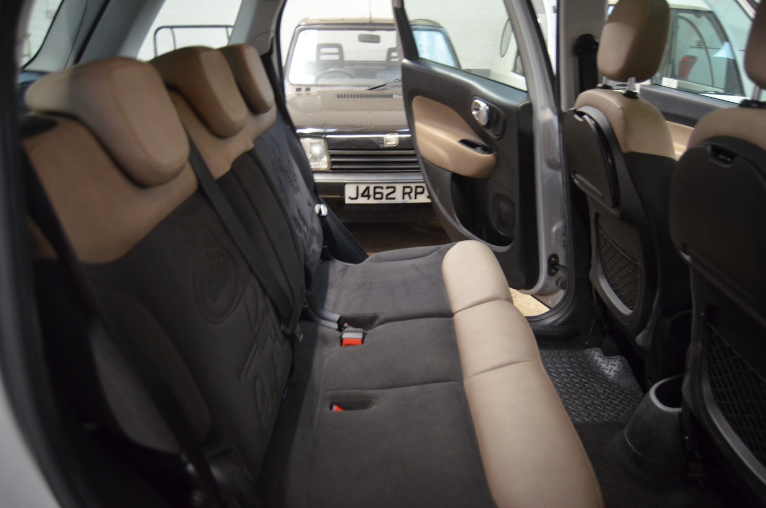 Used Fiat 500L 2013 for sale - 76968380: Photo 8