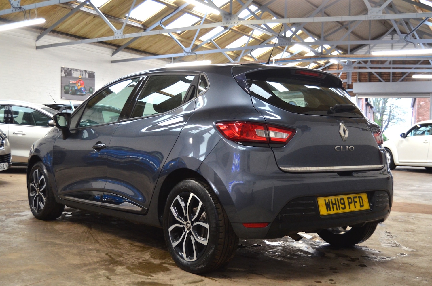 Used Renault Clio 2025 for sale - 77207515: Photo 2