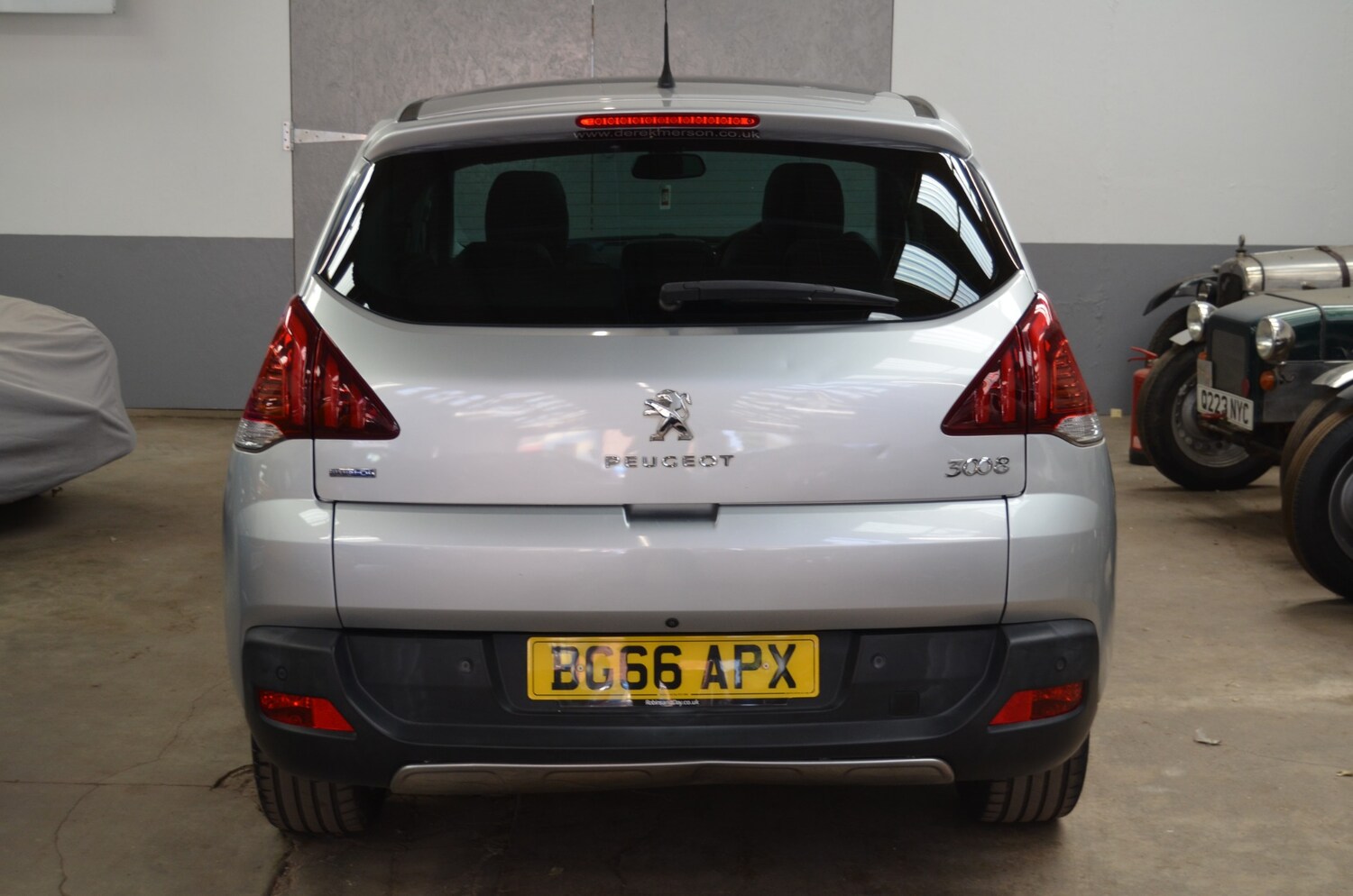 Vehicle 6