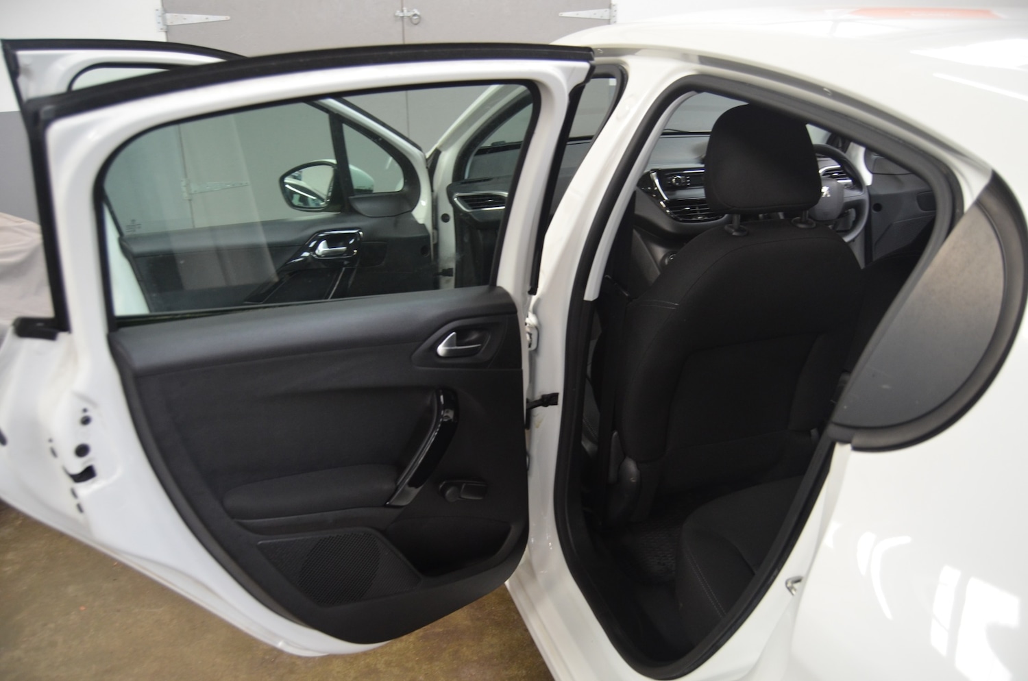 Used Peugeot 208 2019 for sale - 76402657: Photo 10