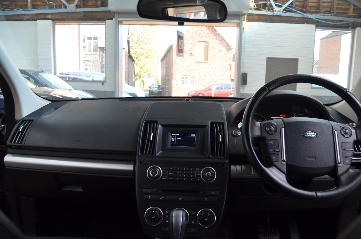 Used Land Rover Freelander 2013 for sale - 76391676: Photo 9