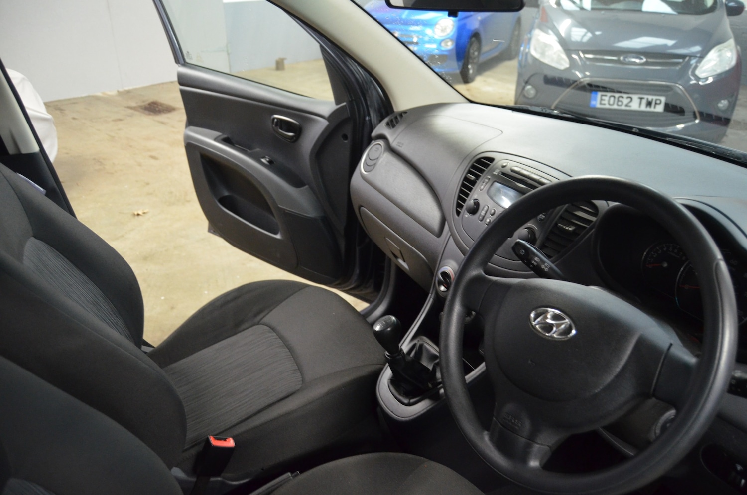 Used Hyundai i10 2014 for sale - 77272604: Photo 13