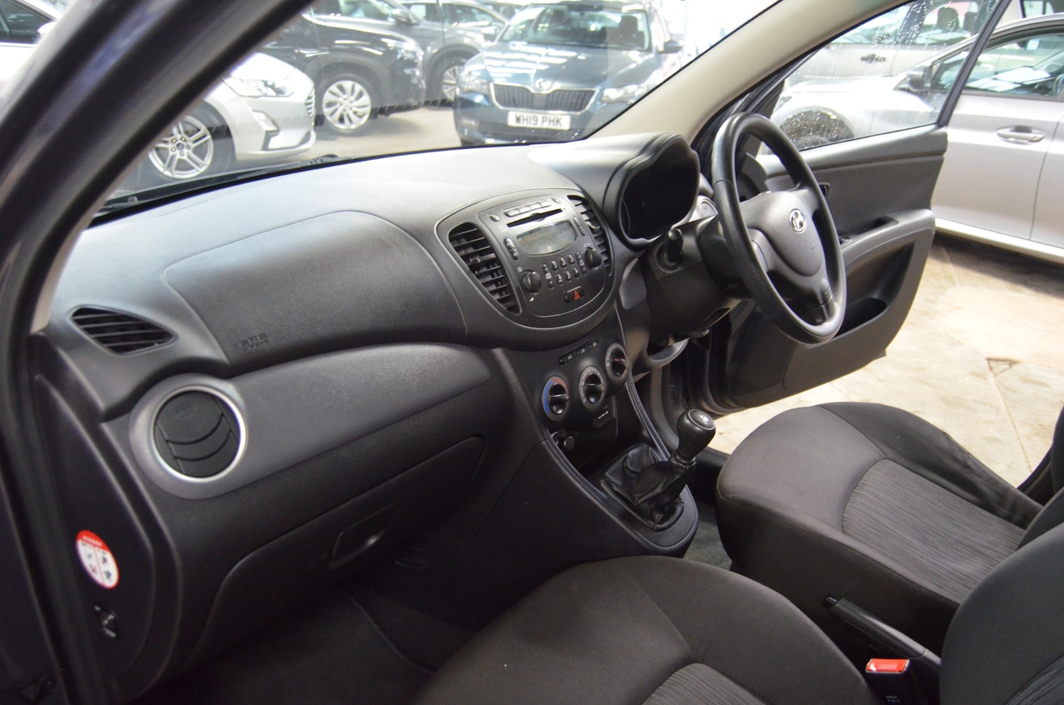 Used Hyundai i10 2014 for sale - 77272604: Photo 18