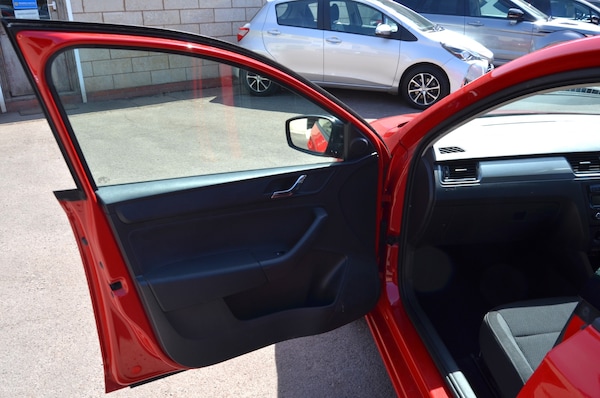 Used Skoda Rapid Spaceback 2014 for sale - 74536718: Photo 13
