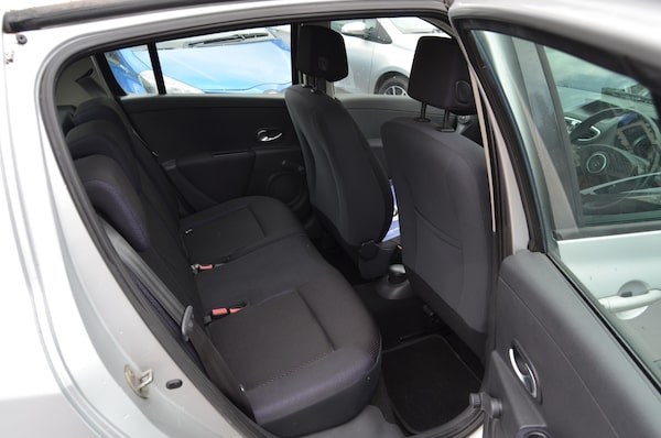 Used Renault Clio 2006 for sale - 74951310: Photo 8