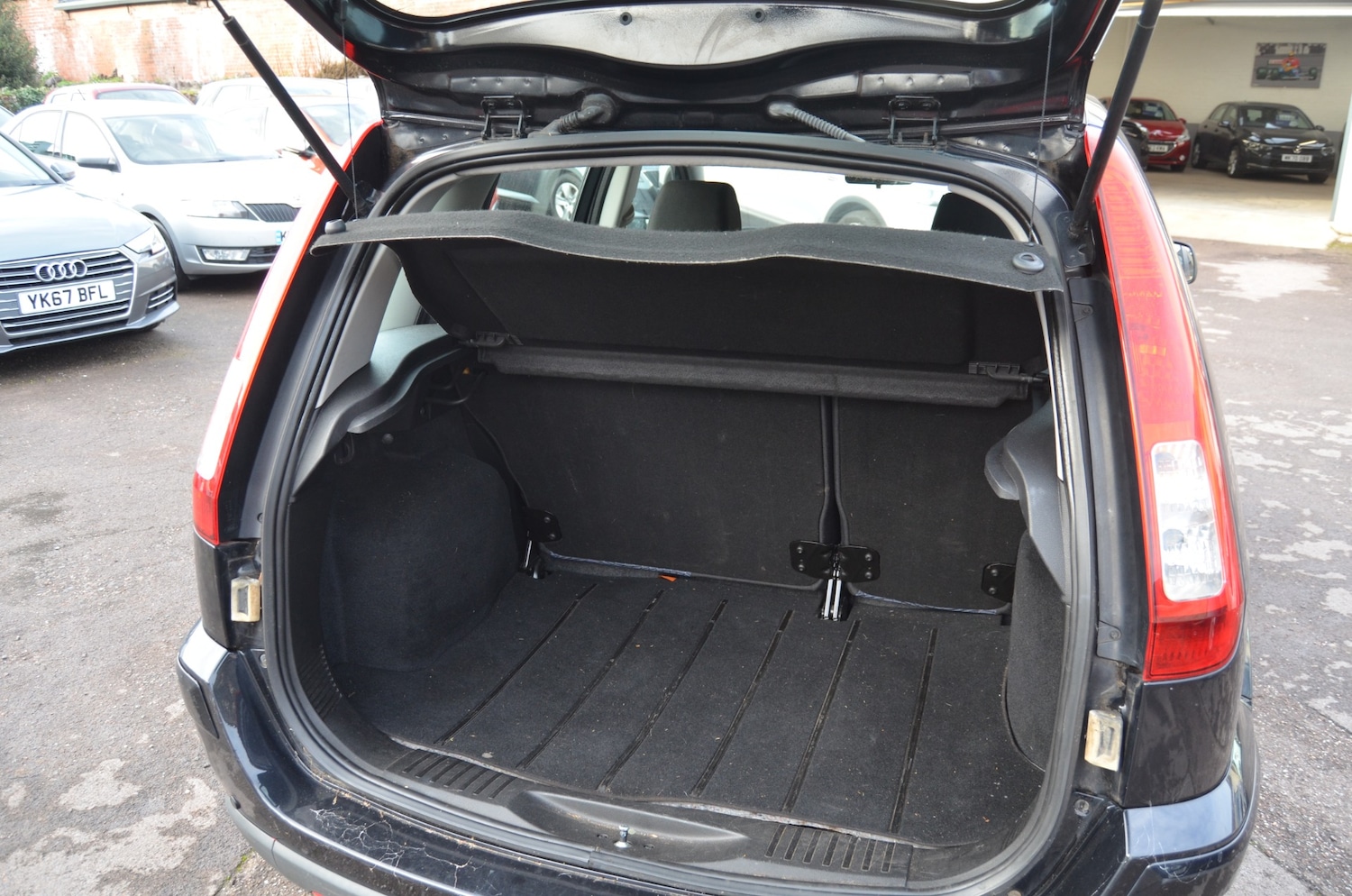 Used Ford Fusion 2010 for sale - 76958801: Photo 10