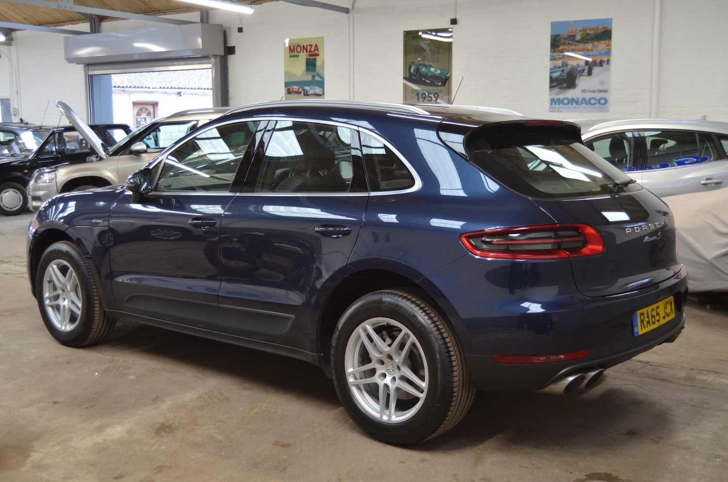 Used Porsche Macan 2015 for sale - 76126329: Photo 5