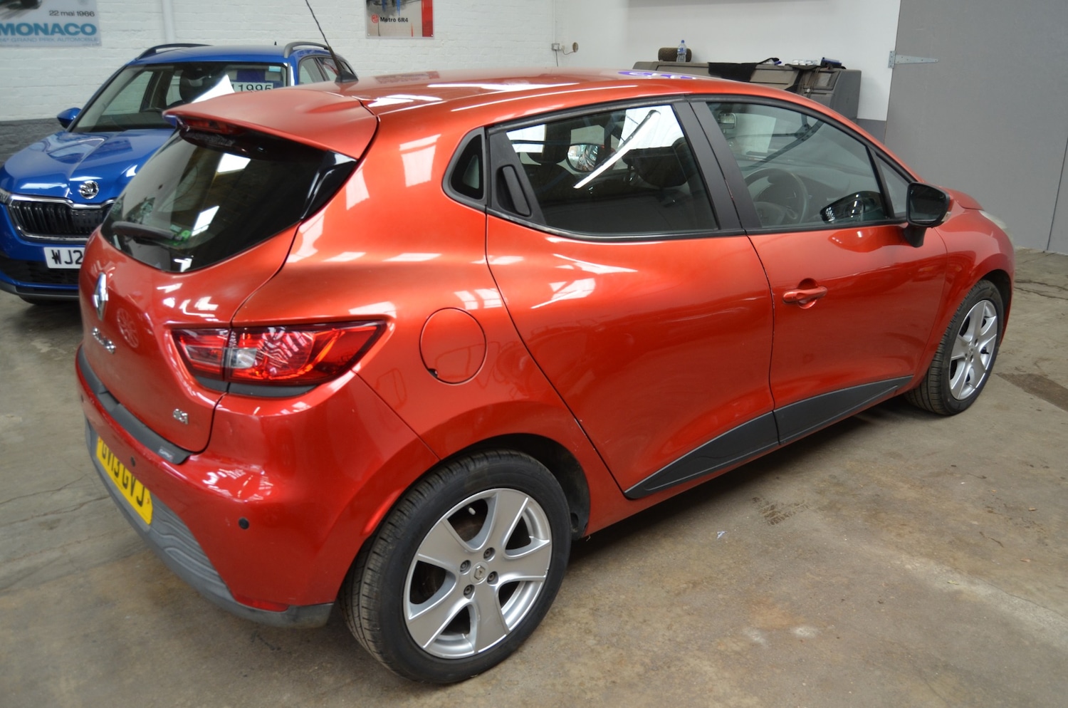 Vehicle 6