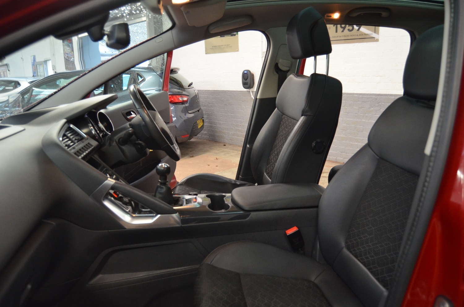 Used Peugeot 3008 2015 for sale - 77147994: Photo 17