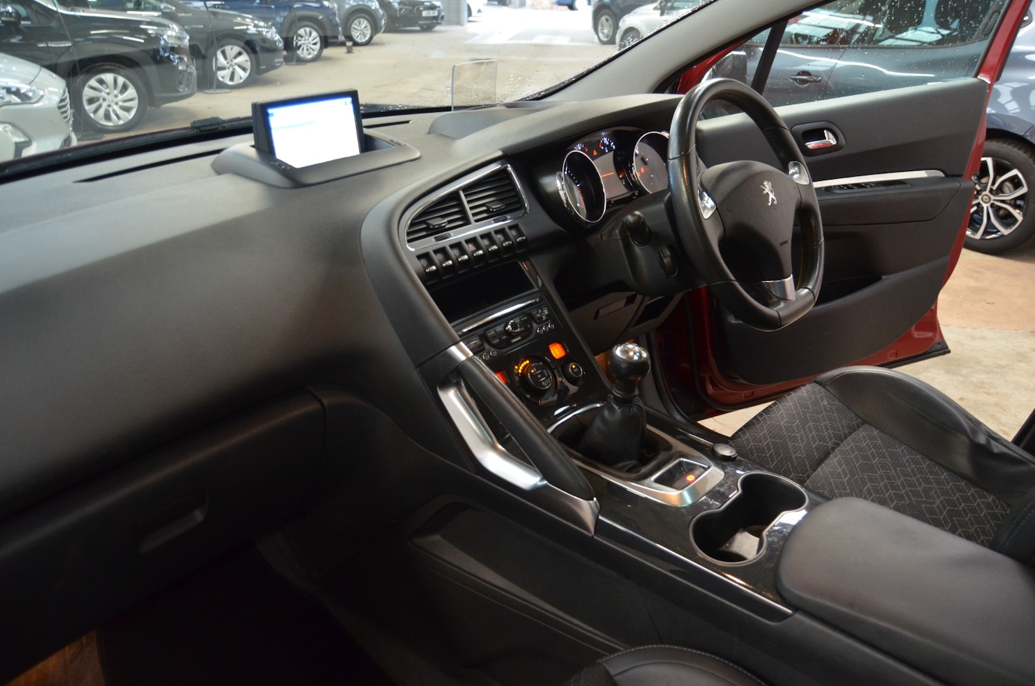 Used Peugeot 3008 2015 for sale - 77147994: Photo 18