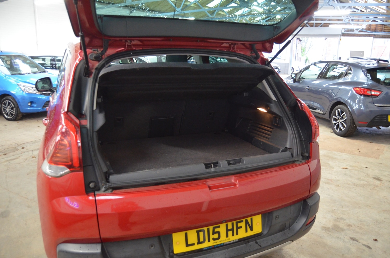 Used Peugeot 3008 2015 for sale - 77147994: Photo 7