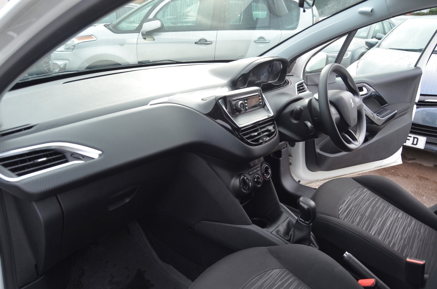 Used Peugeot 208 2018 for sale - 76402543: Photo 17