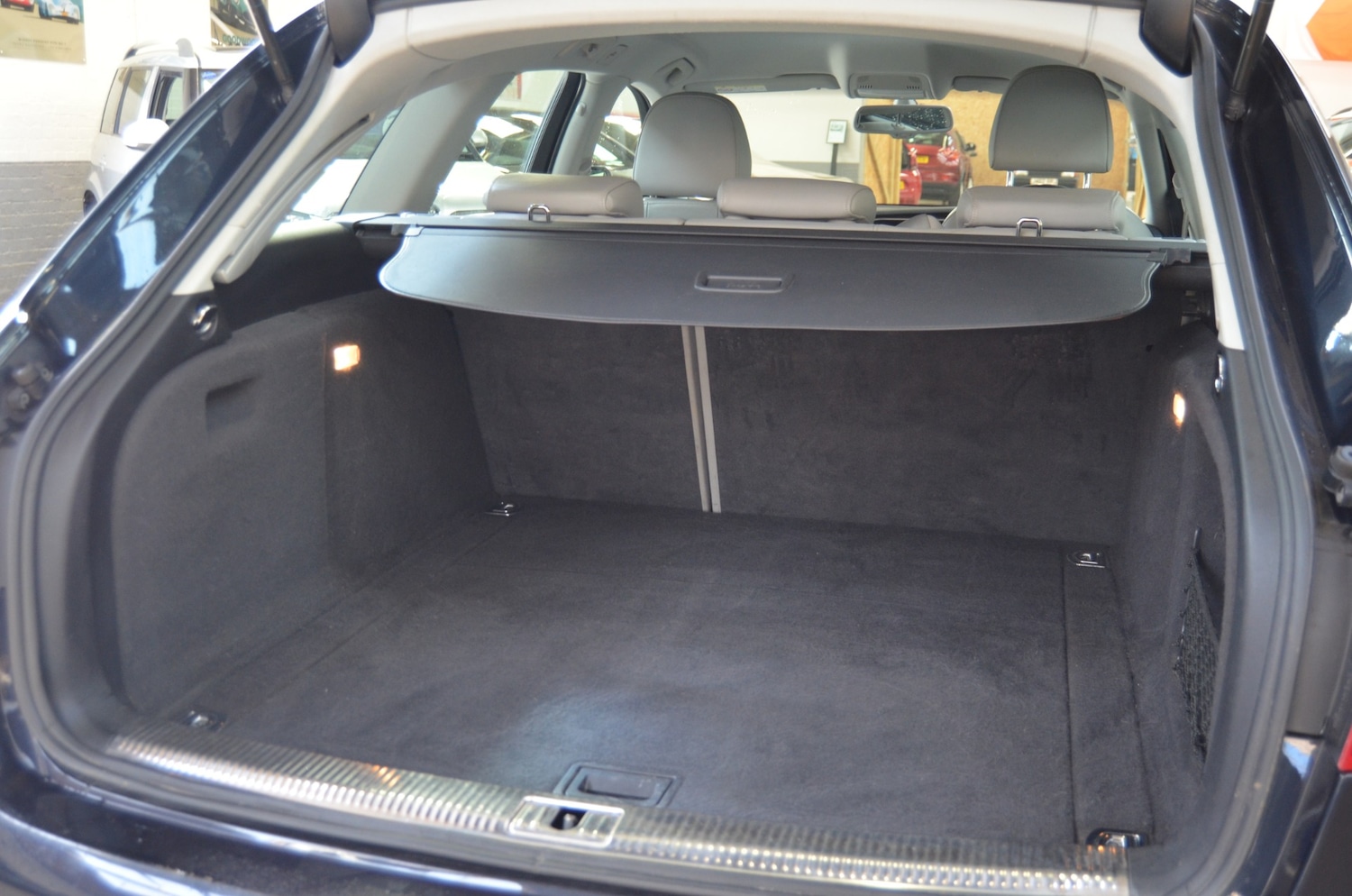 Used Audi A4 2015 for sale - 77963781: Photo 11