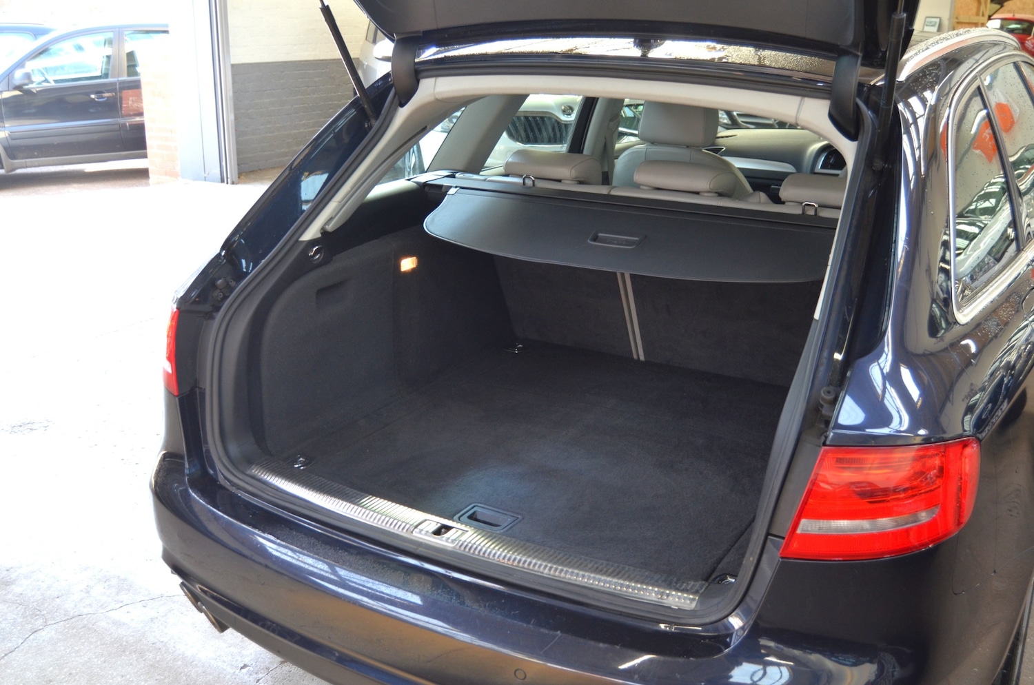 Used Audi A4 2015 for sale - 77963781: Photo 15