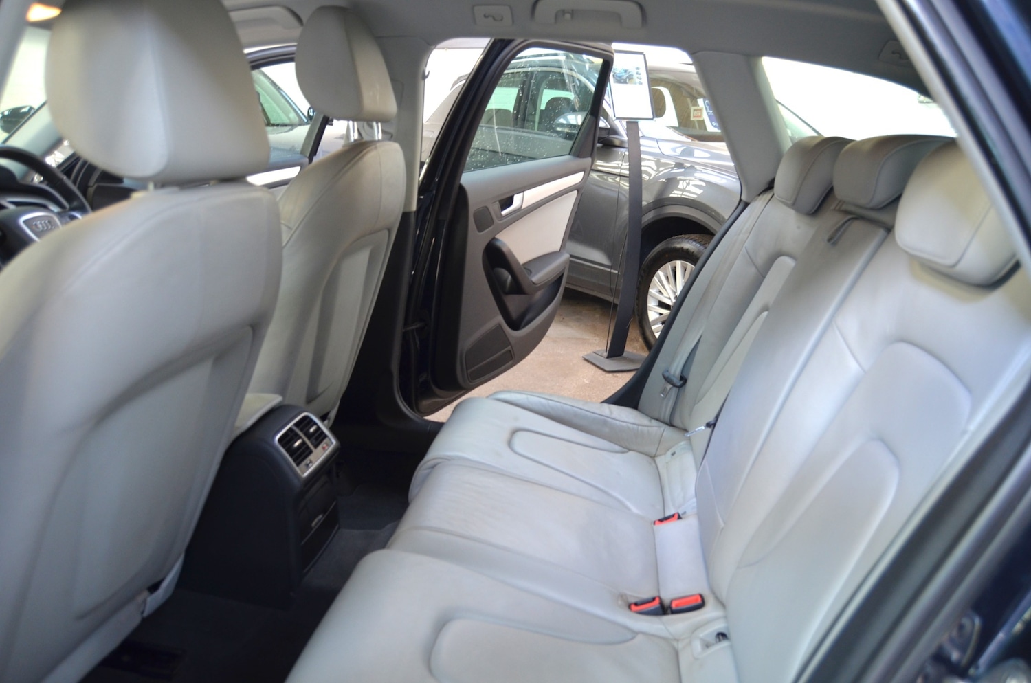 Used Audi A4 2015 for sale - 77963781: Photo 21