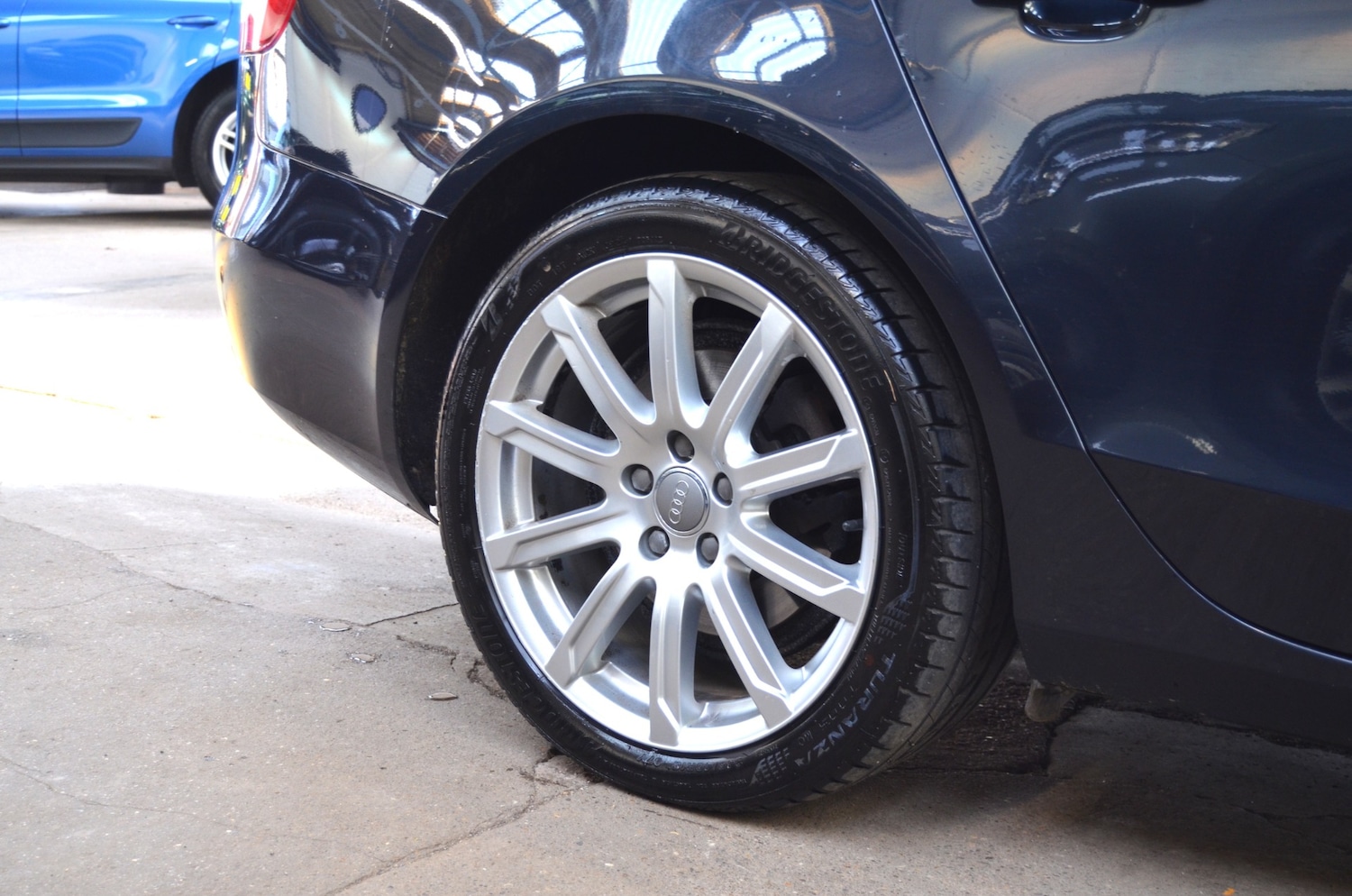 Used Audi A4 2015 for sale - 77963781: Photo 8