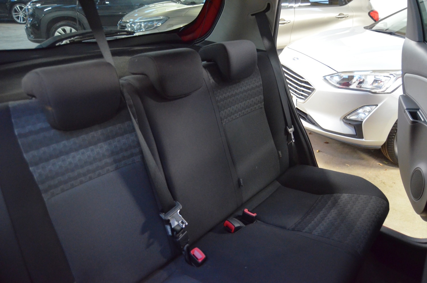 Used Toyota Yaris 2016 for sale - 76652842: Photo 10