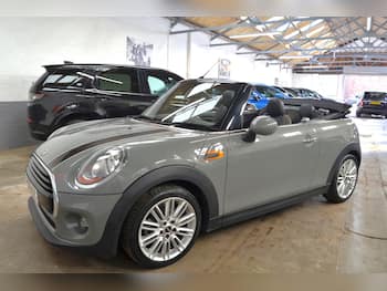 Used MINI Convertible 2018 for sale - 79614646: Photo
