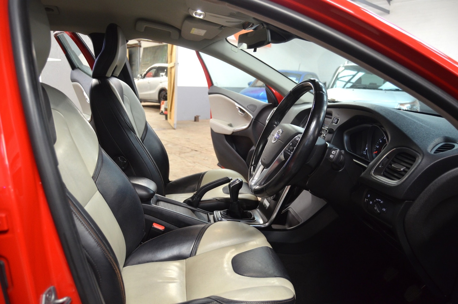 Used Volvo V40 2014 for sale - 77417675: Photo 23