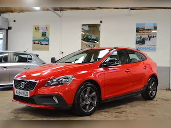 Used Volvo V40 2014 for sale - 77417675: Photo