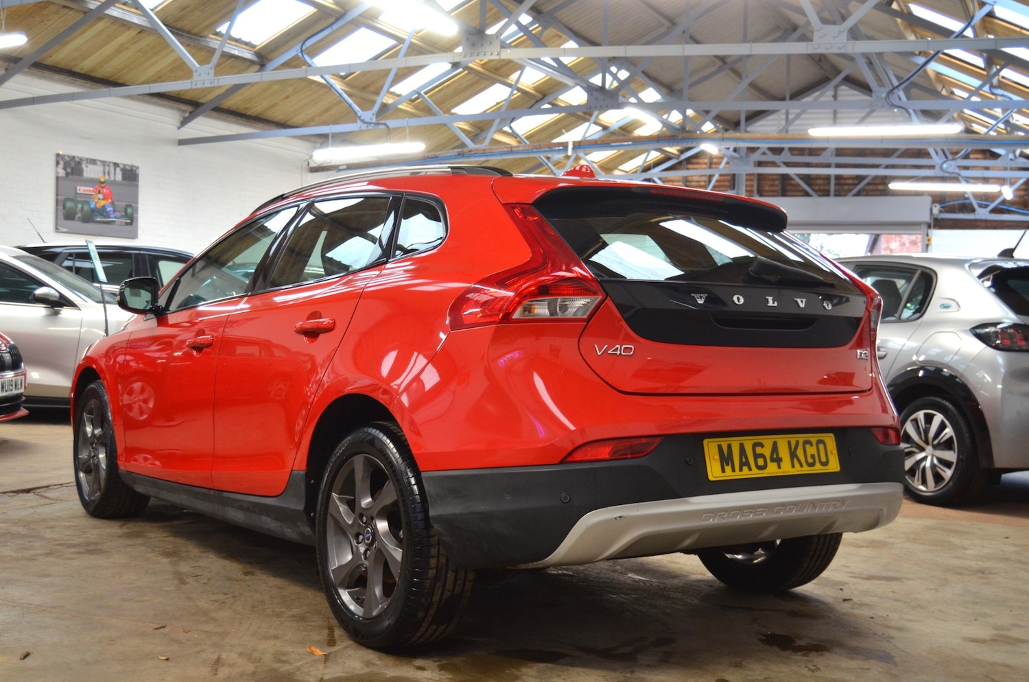 Used Volvo V40 2014 for sale - 77417675: Photo 5