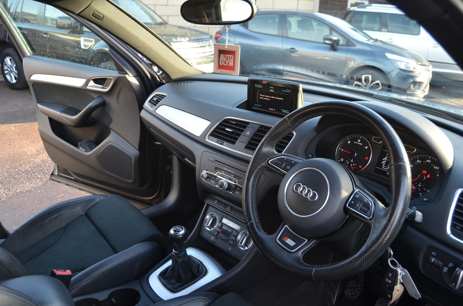 Used Audi Q3 2013 for sale - 76830802: Photo 20
