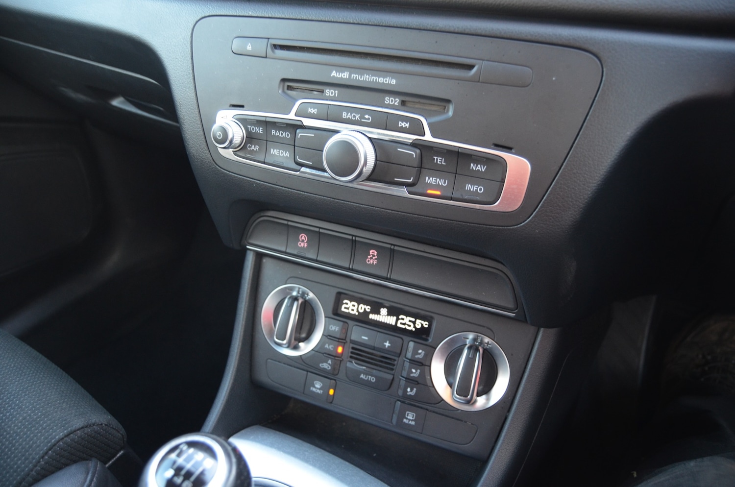 Used Audi Q3 2013 for sale - 76830802: Photo 29