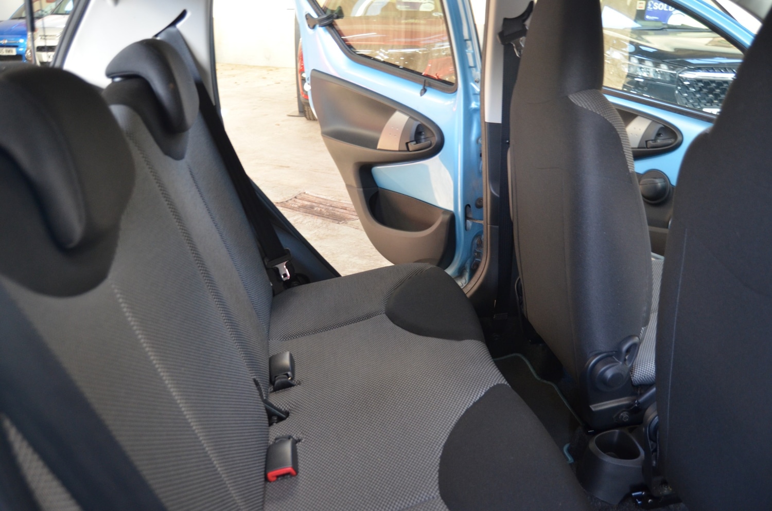 Used Toyota AYGO 2014 for sale - 77677484: Photo 9