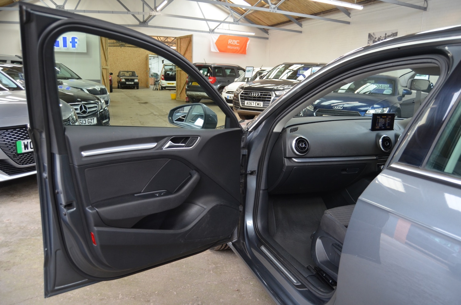 Used Audi A3 2015 for sale - 78190369: Photo 22