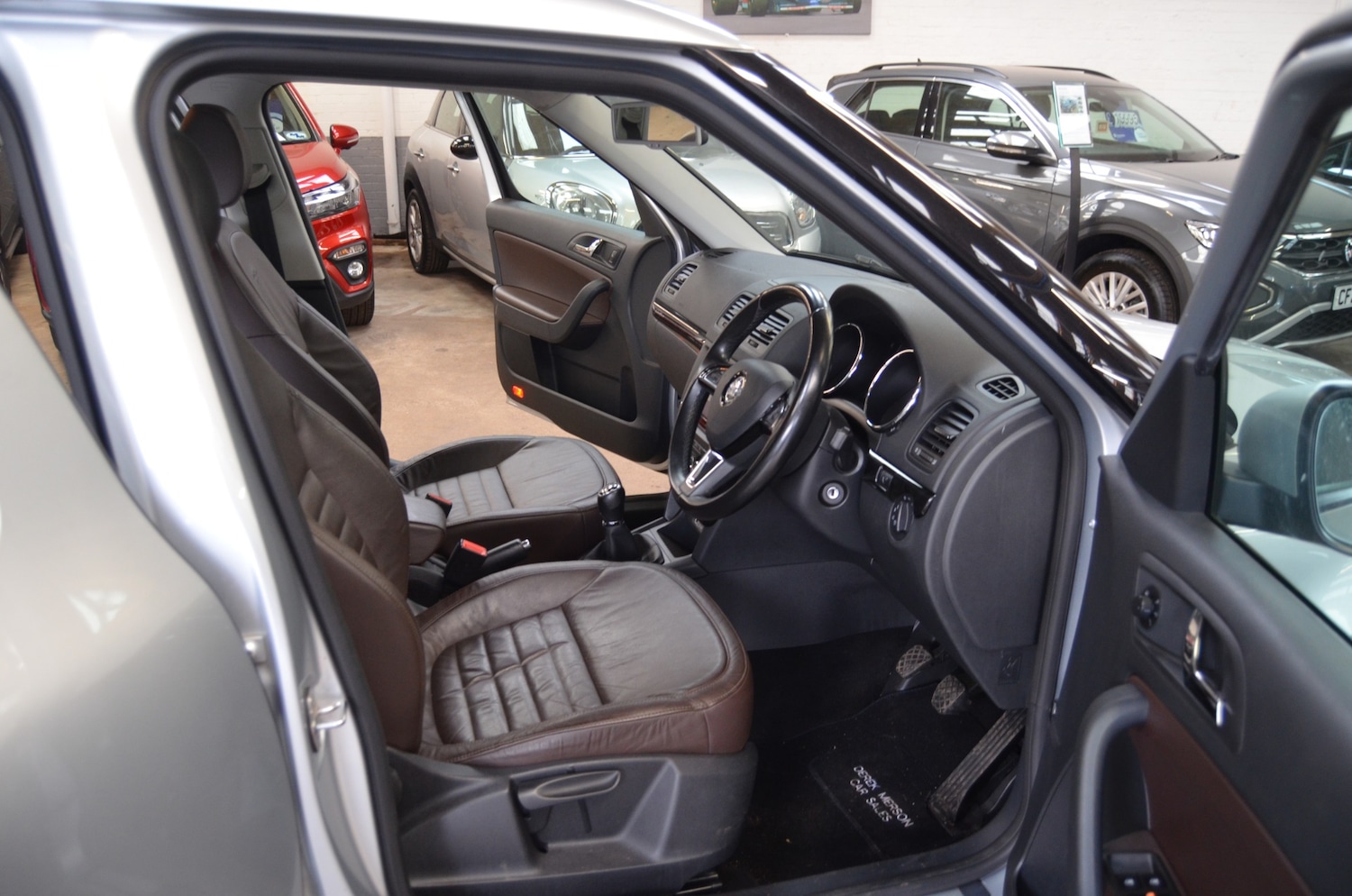 Used Skoda Yeti 2015 for sale - 77864611: Photo 12