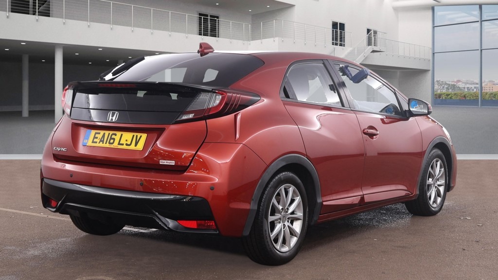 Used Honda Civic 2016 for sale - 77730941: Photo 4