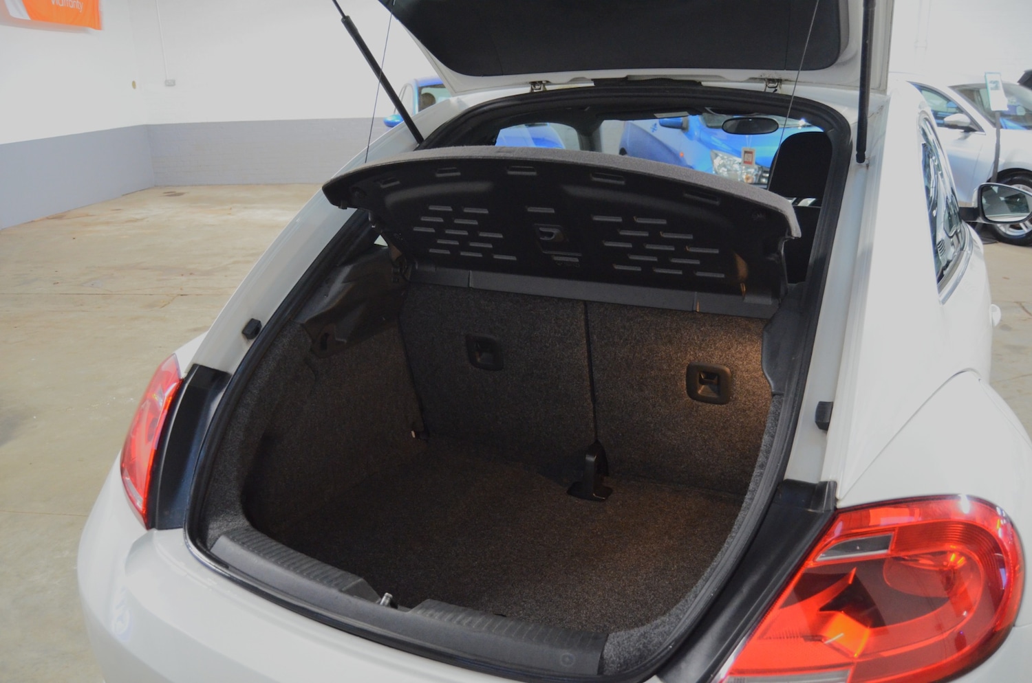 Used Volkswagen Beetle 2012 for sale - 77186602: Photo 13