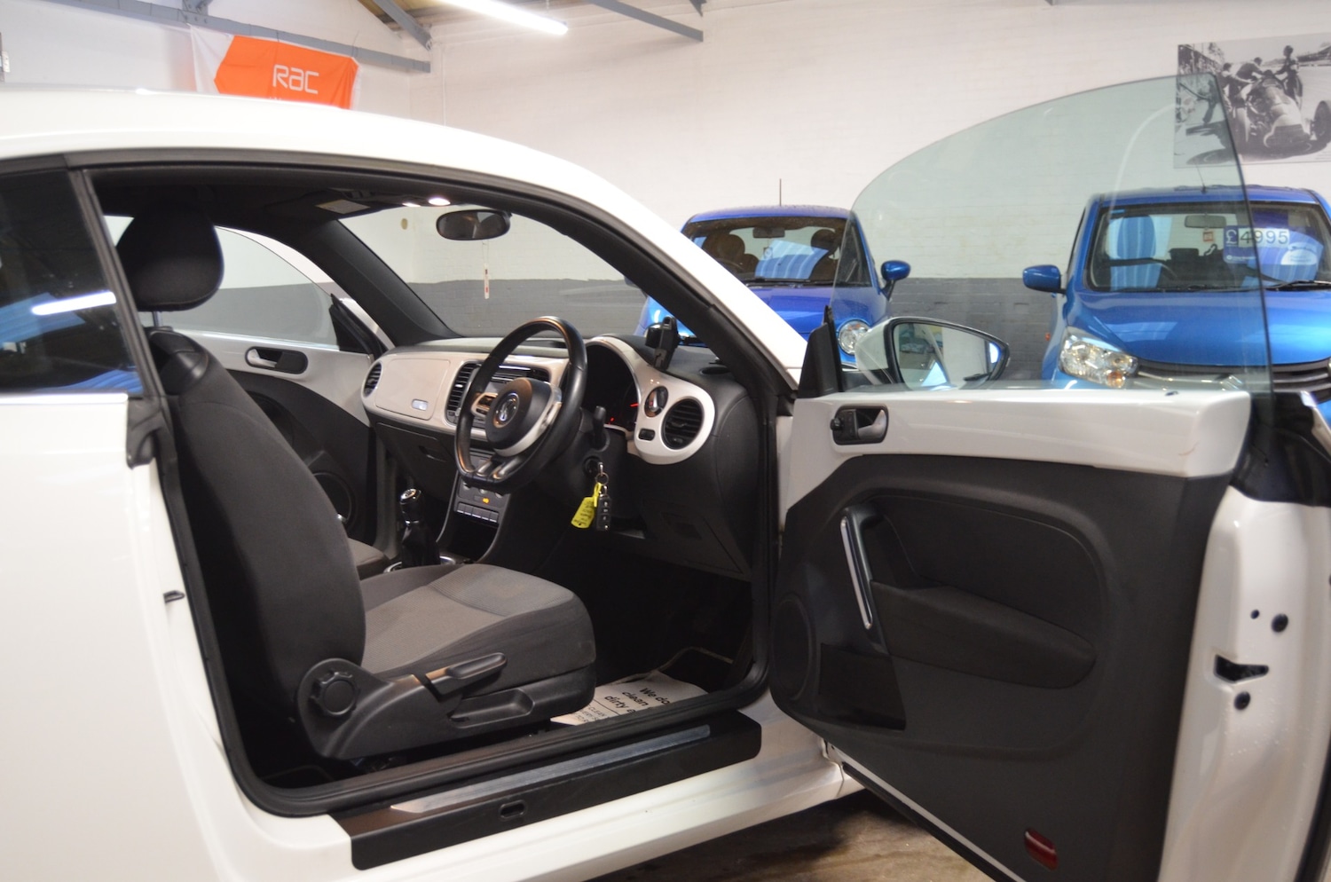 Used Volkswagen Beetle 2012 for sale - 77186602: Photo 17